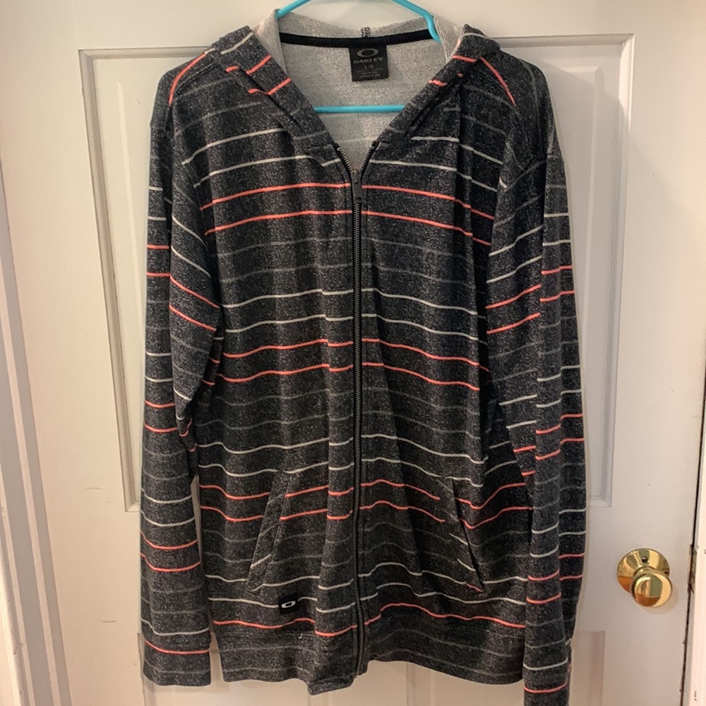 Oakley men’s large hoodie. Multi color